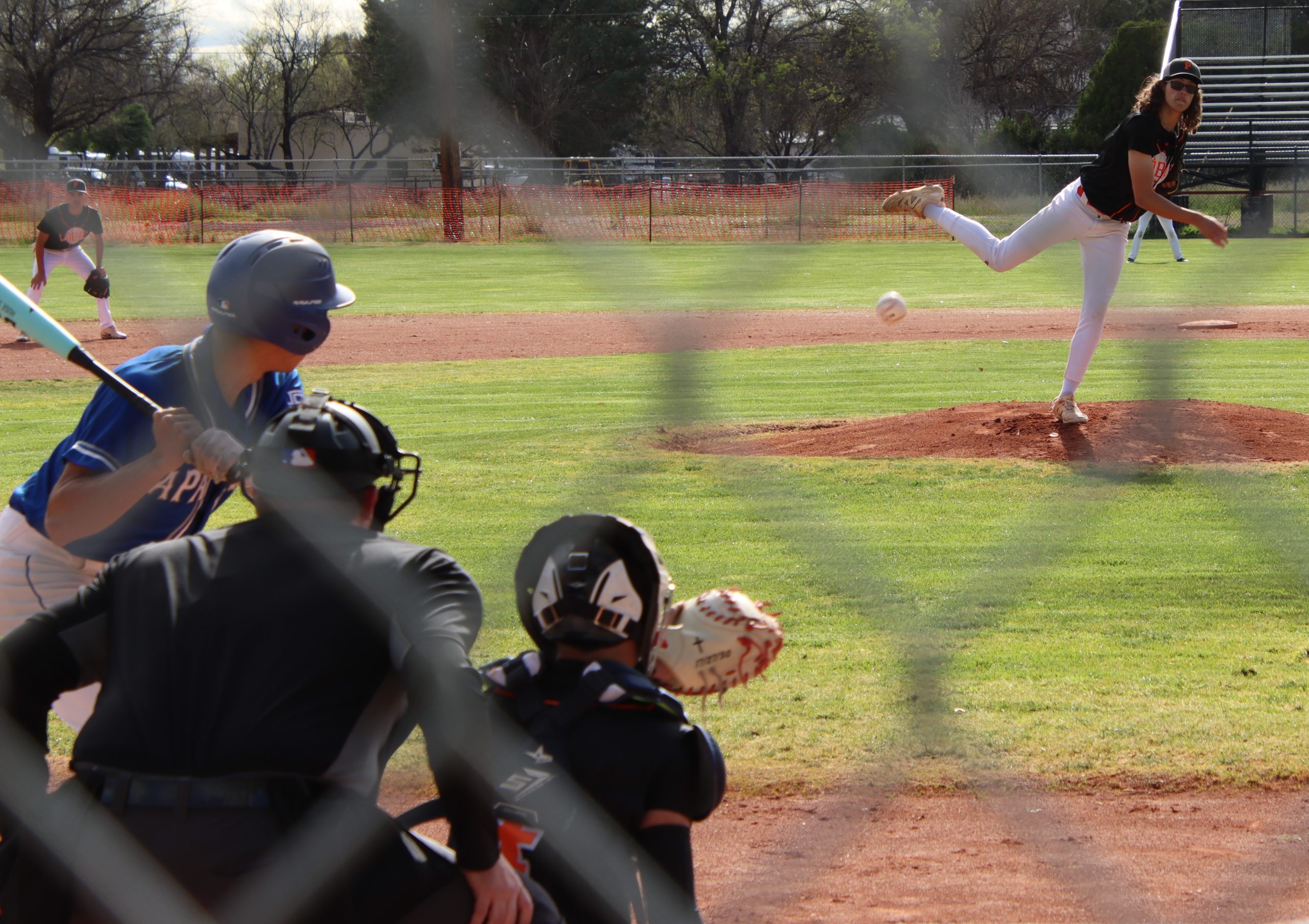 Lobos continue hot start, improve record to 4-1 - Patagonia Regional Times